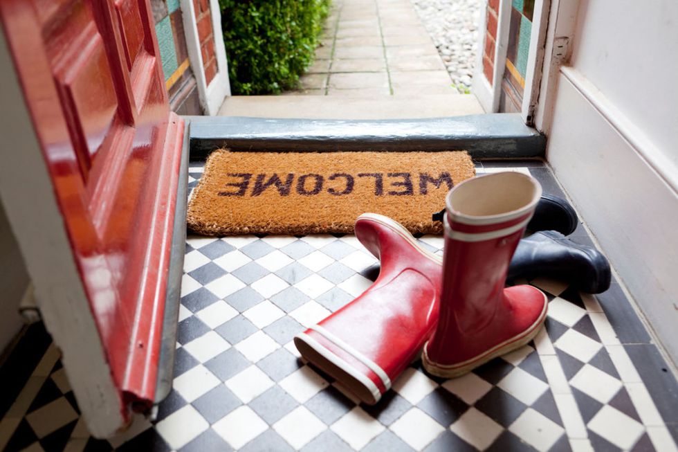 11 THINGS PEOPLE WITH SPOTLESS HOUSES DO EVERY DAY